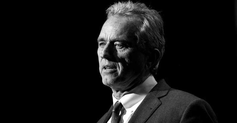 Robert F. Kennedy Jr. är ganska öppen om sin sällsynta röststörning