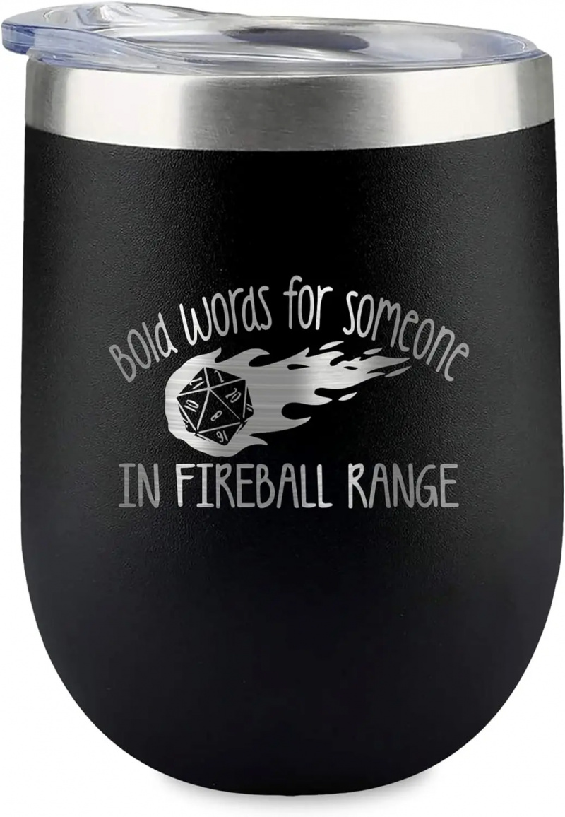   En svart tumlare som läser"Bold words for someone in fireball range"
