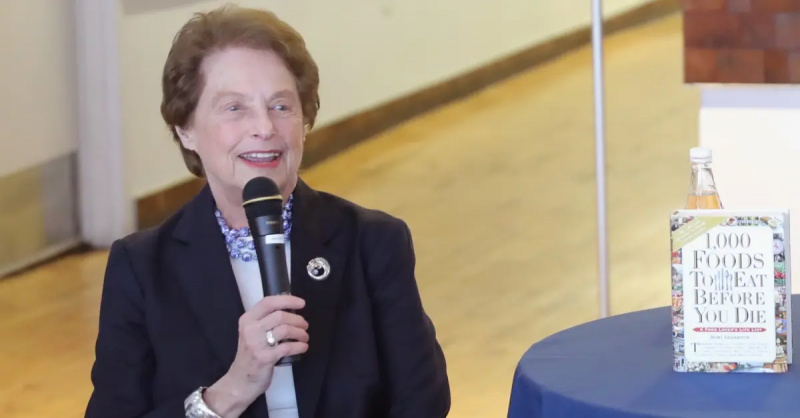 Muere Mimi Sheraton, crítica gastronómica de 'The New York Times', a los 97 años