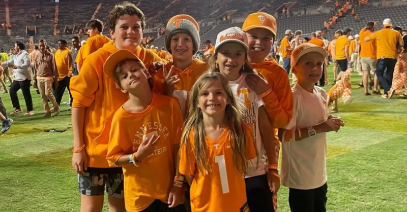 Tout Pete Hegseth's kids, including his biological and stepkids.