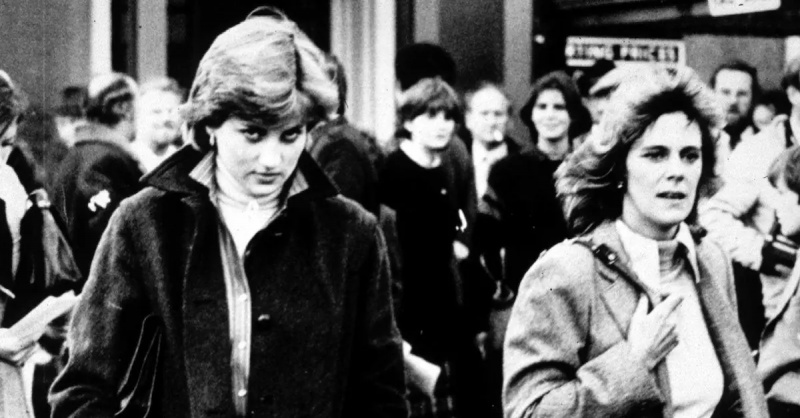 Lady Diana Spencer และ Camilla Parker-Bowles ที่ Ludlow Races ที่ Prince Charles กำลังแข่งขันอยู่ 1980
