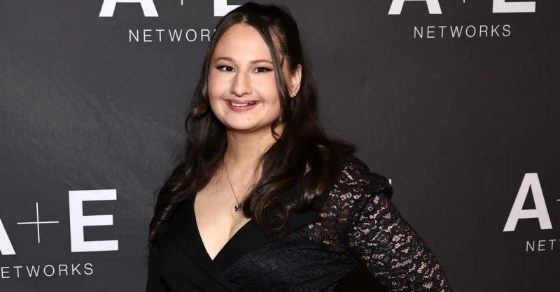 Gypsy Rose Blanchard participă"The Prison Confessions Of Gypsy Rose Blanchard" Red Carpet Event on Jan. 05, 2024
