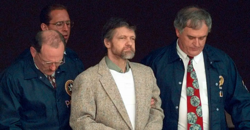 Unabomber Ted Kaczynski được tìm thấy đã chết trong phòng giam ở tuổi 81 - Đây là nguyên nhân cái chết của anh ta