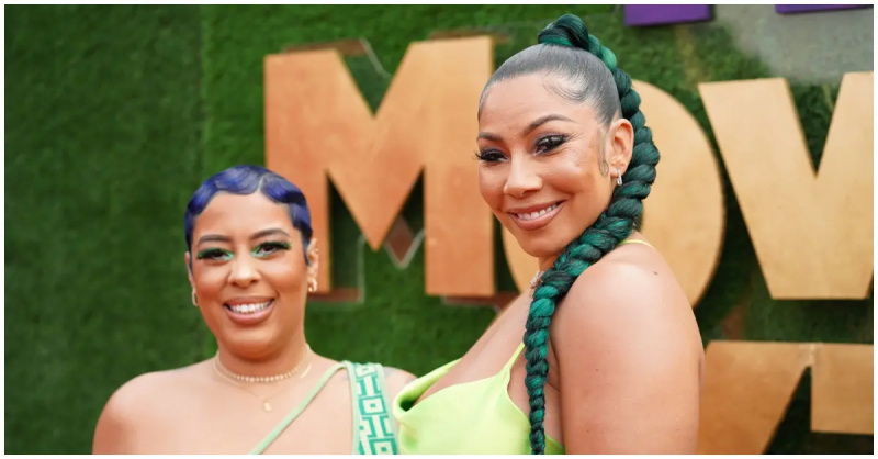 (l-r): Mandii B ir Bridget Kelly