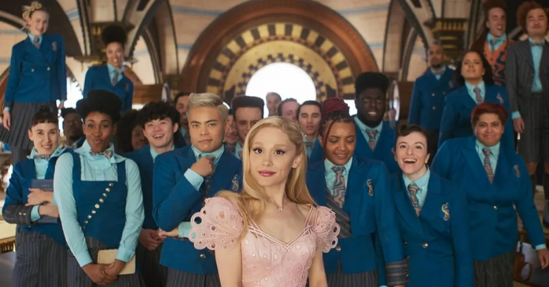 Glindos ir Shizo universitete'Wicked'