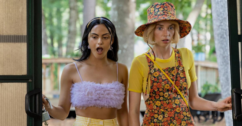 Camila Mendes ca Drea și Maya Hawke ca Eleanor'Do Revenge.'