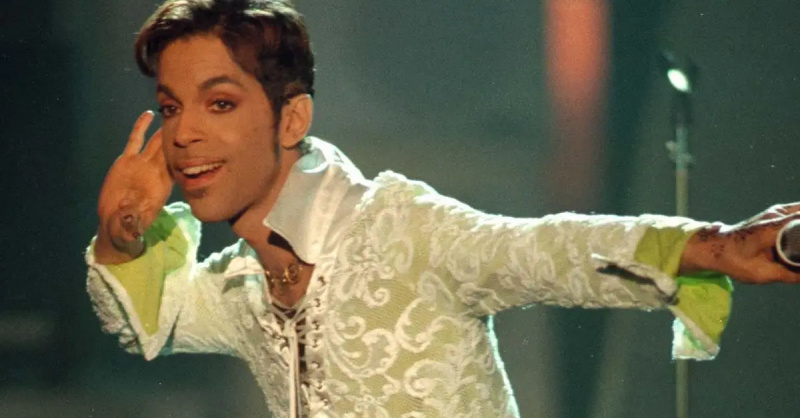 Waarom was Prince niet aanwezig in ‘We Are the World’? De waarheid over zijn controversiële afwezigheid