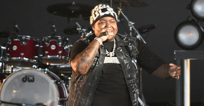 Sean Kingston og hans mor er begge blevet anholdt anklaget for bedrageri