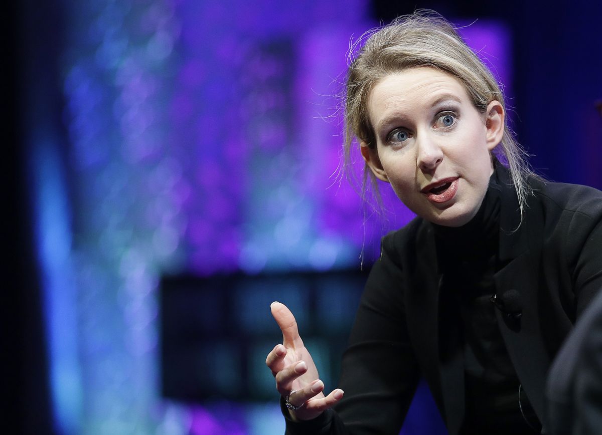 Сомнительному взлету Theranos помогла уступчивая пресса