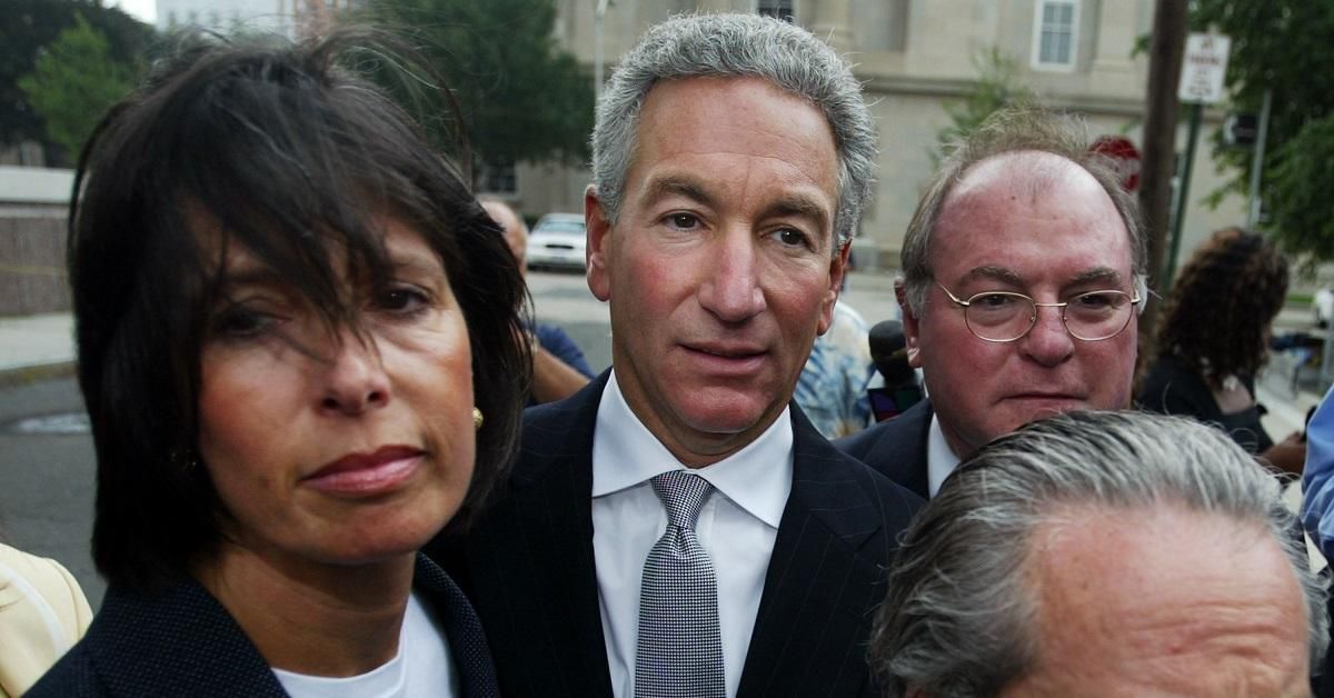 Pinatawad lamang ni Pangulong Trump si Charlie Kushner, ngunit Paano Siya Natapos sa Bilangguan?