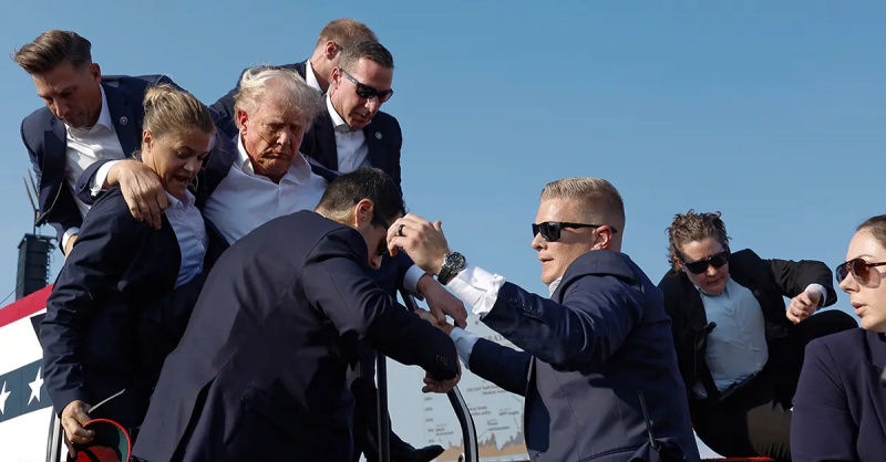 Trump během střelby na své Pennsylvania Rally opakovaně žádal o své boty