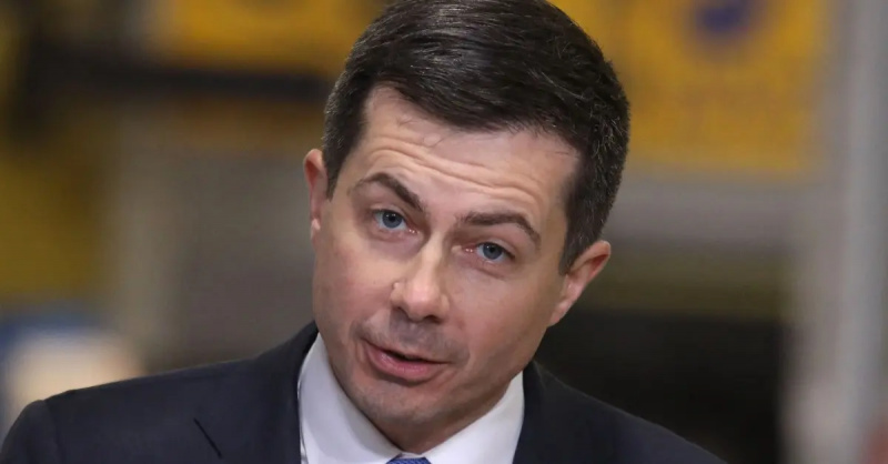 Pete Buttigieg prednášky