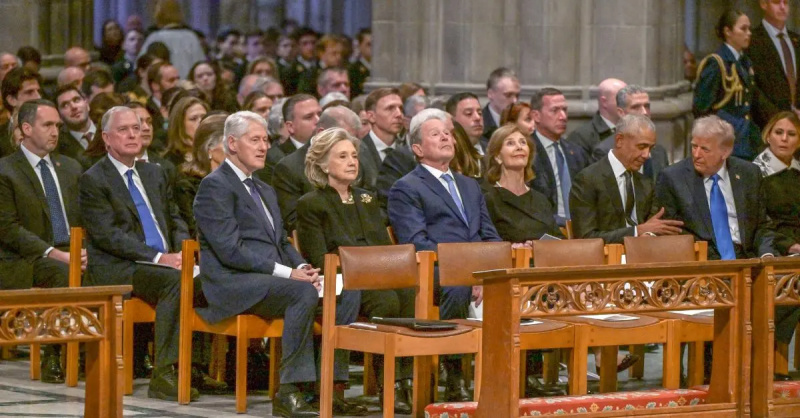 Michelle Obama nie przyszła na pogrzeb Jimmy'ego Cartera, ponieważ przebywała na Hawajach na wakacjach