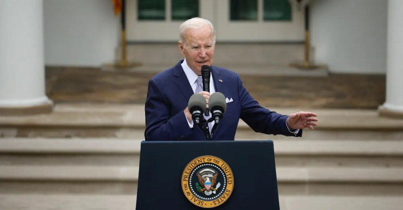 Joe Biden přednese projev na Small Business week v Růžové zahradě v Bílém domě.
