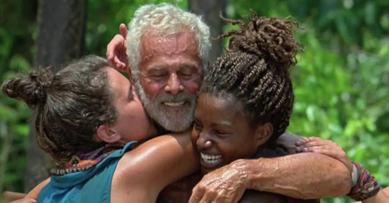 Joe del Campo's medevac from 'Survivor'