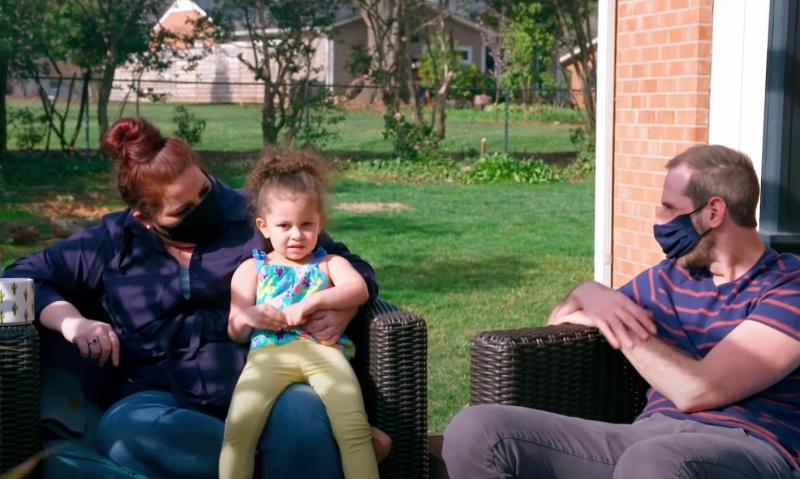 Ashley Baynes, kanyang anak na si Harper, at Todd Beasley