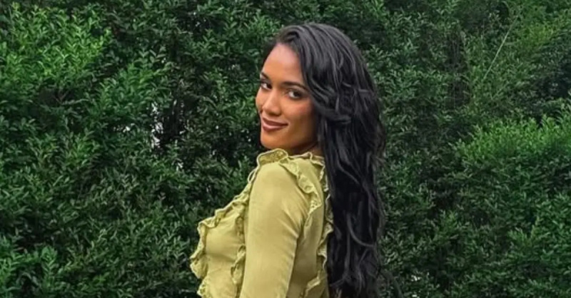“Bakalaura” 29. sezonas zvaigzne Zoe McGrady apturēja savu STEM karjeru, lai turpinātu modelēšanu