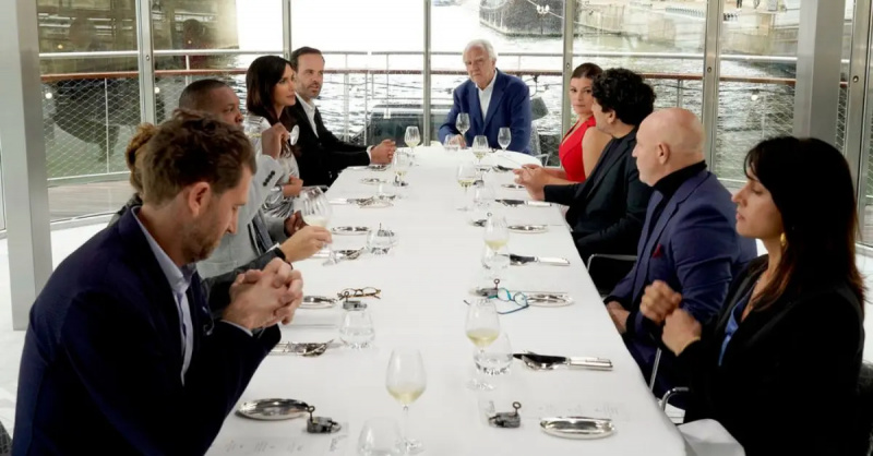 Louis-Philippe Vigilant, Padma Lakshmi, Greg Marchand, Gail Simmons, Mauro Colagreco, Tom Colicchio og Alessandra Del Favero under et afsnit af sæson 20 af'Top Chef'