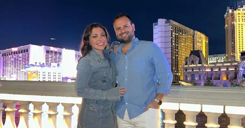 (da sinistra a destra): Ally Shapiro e Jordan Bilfield in vacanza