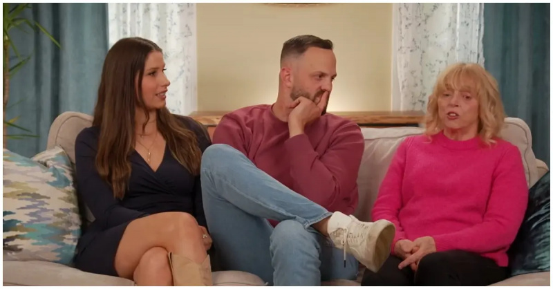   (l-r): Janelle, Josh a Tina v spovednom rozhovore na'I Love a Mama's Boy'