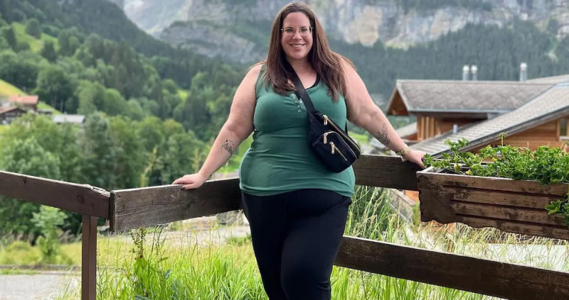 Whitney Way Thore