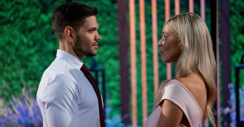 Kails un Šaina iekšā'Love Is Blind'