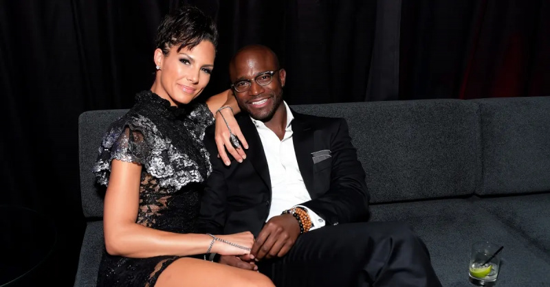 Amanza Smith Brown (L) และนักแสดง Taye Diggs เข้าร่วมงานเฉลิมฉลองแกรมมี่ประจำปีของ Warner Music Group ที่ Chateau Marmont เมื่อวันที่ 8 กุมภาพันธ์ 2558 ในลอสแองเจลิส แคลิฟอร์เนีย