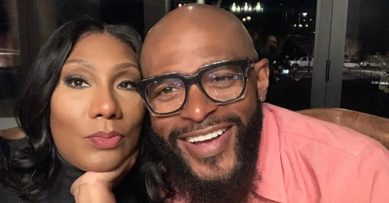 (l-r): Towanda Braxton un Šons Hols