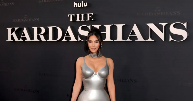 Kim Kardashian u'The Kardashians' premiere.