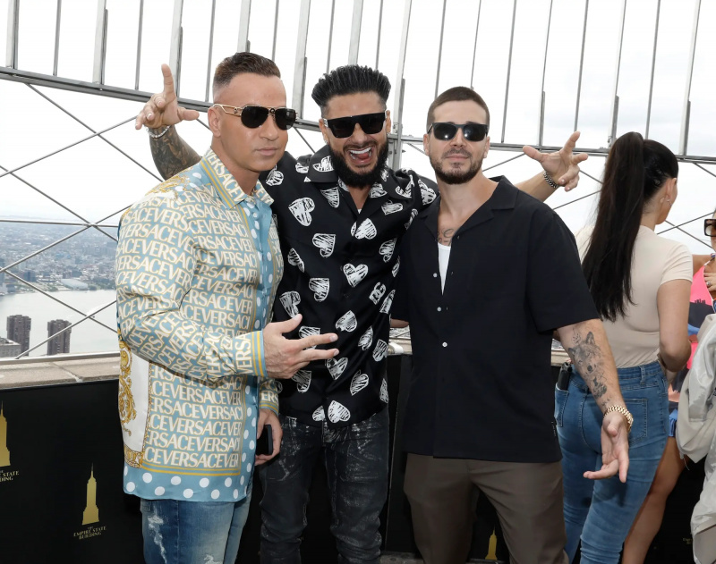 Mike, Pauly D และ Vinny ที่ตึกเอ็มไพร์สเตต
