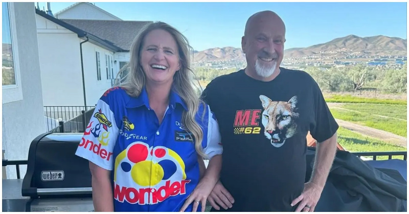 (de izquierda a derecha): Christine Brown y David Woolley