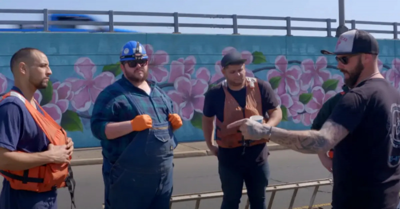 Hur mycket tjänar avloppsdykare? En ny upptäcktsshow får fansen att undra