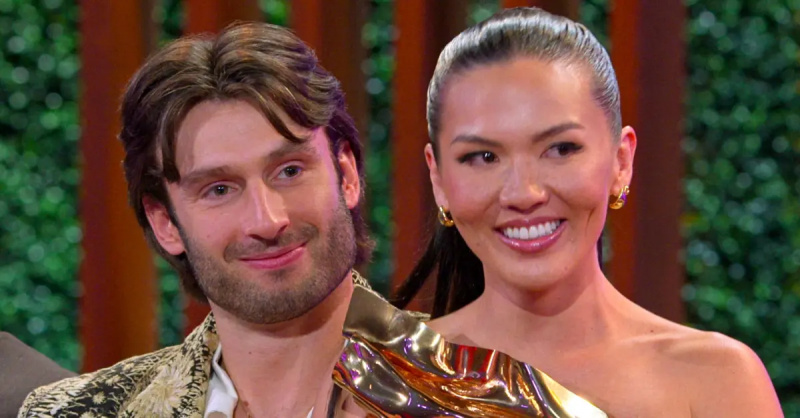 Garrett és Taylor a'Love Is Blind' Season 7 reunion.