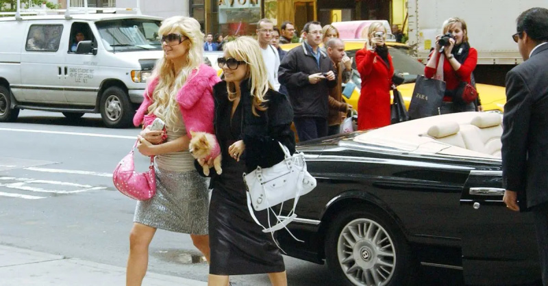 Paris Hilton i Nicole Richie nagrywają odcinek'The Simple Life'