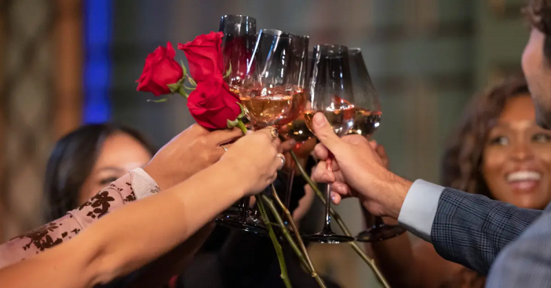 Marcați-vă calendarele: Episodul „Femeile spun totul” din 2024 „The Bachelor” este chiar după colț