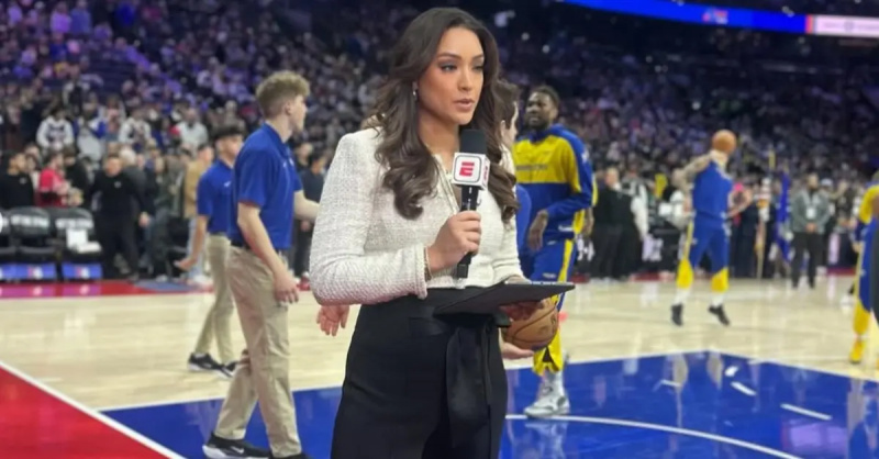 Cassidy Hubbarth -rapportering på et NBA -spill