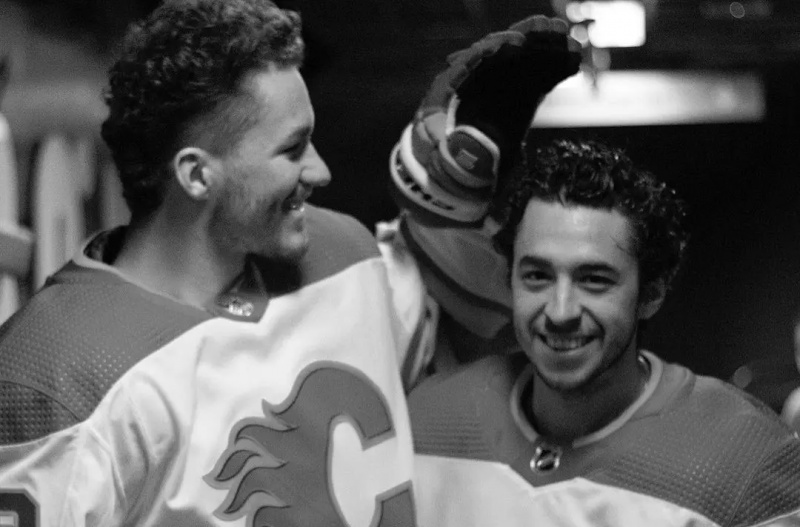 Matthieu Tkachuk et Johnny Gaudreau