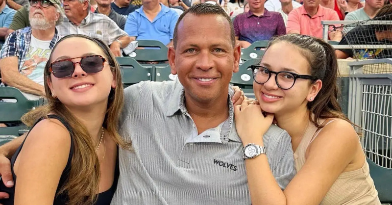 Alex Rodriguez về tình cha con: 'Thật sự giống như giành chức vô địch thế giới mỗi ngày' ( ĐỘC QUYỀN)