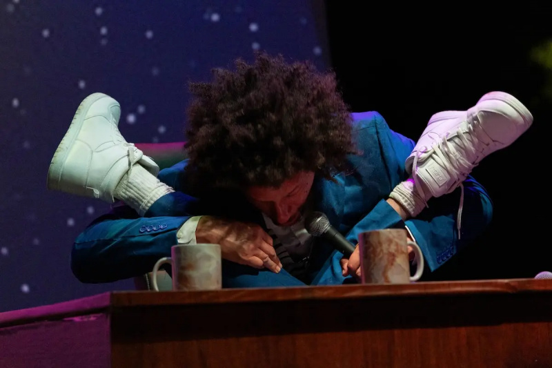 Eric André in Die Eric-André-Explosion