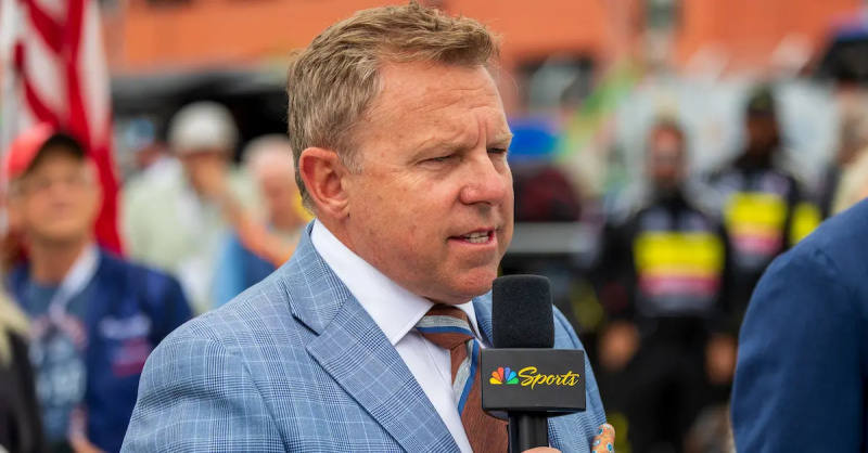  Leigh Diffey habla antes del Gran Premio Chevrolet de Detroit. La Serie NTT Indycar corre el Gran Premio Chevrolet en las calles del centro de Detroit, Michigan, el 2 de junio de 2024.