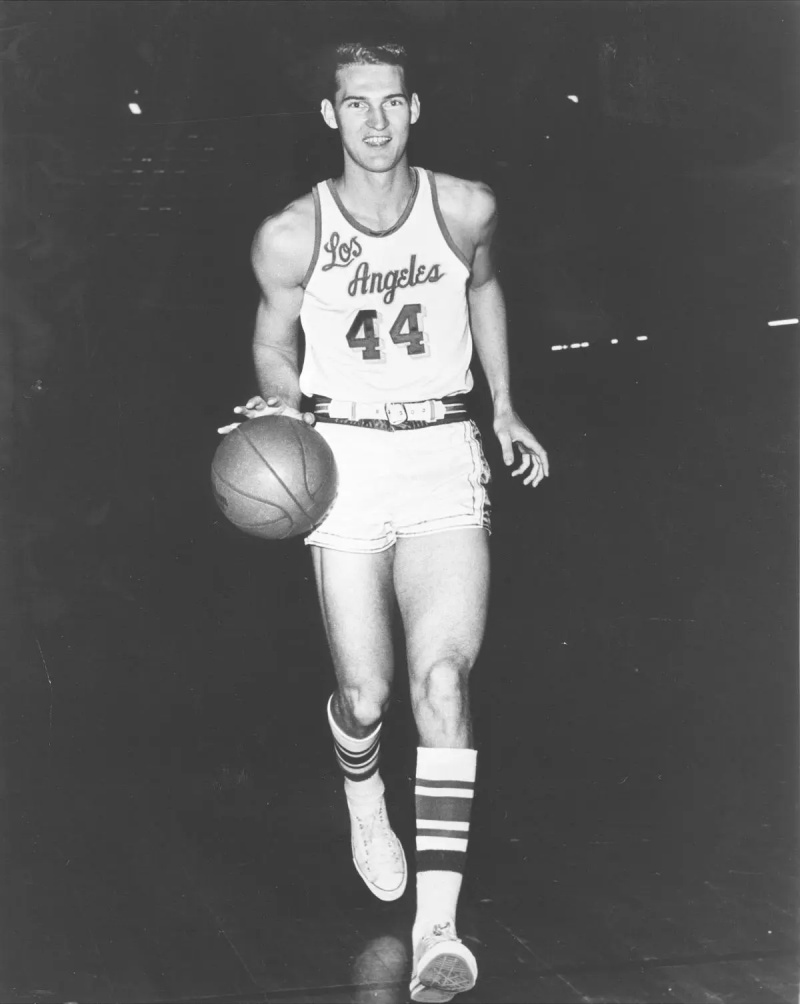 Kodėl Jerry Westas paliko „Lakers“? Jų plyšio viduje