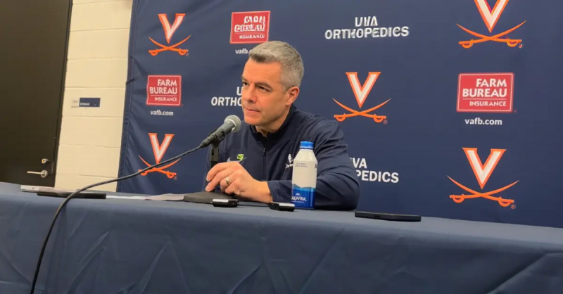 College Basketball Coach Tony Bennett går på pension: 'Jeg er meget sikker på, at dette er det rigtige skridt'