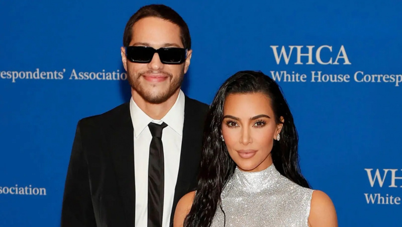 Kim Kardashian dan Pete Davidson di Makan Malam Koresponden Gedung Putih.