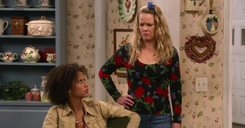 นักแสดง 'That '90s Show' เต็มไปด้วยตัวละครที่เล่นโวหาร — Sherri คือใคร?