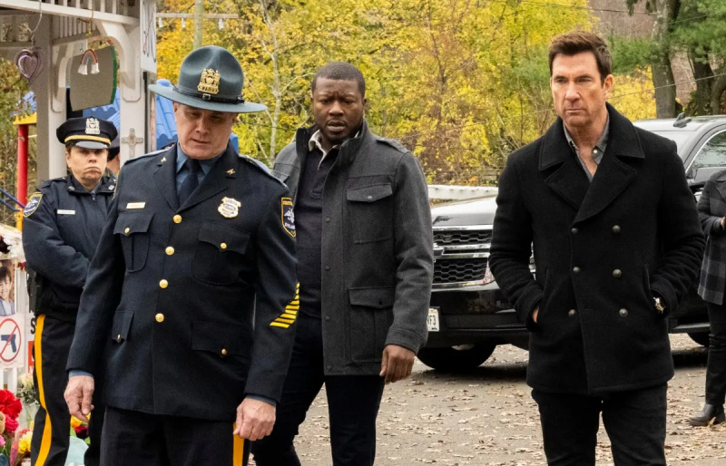Ted Koch kao pukovnik Ned Cowell, Edwin Hodge kao specijalni agent Ray Cannon i Dylan McDermott kao nadzorni specijalni agent Remy Scott
