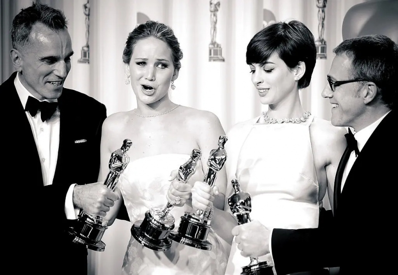 Daniel Day-Lewis, Jennifer Lawrence, Anne Hathaway, dan Christoph Waltz di Oscar