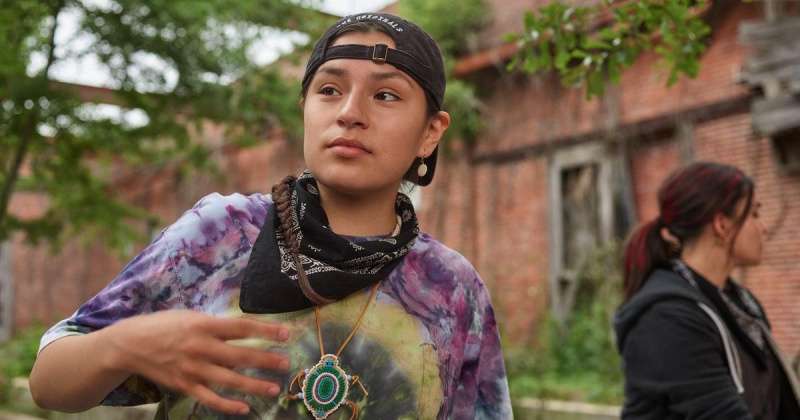 Paulina Alexis dans le rôle de Willie Jack dans'Reservation Dogs.'