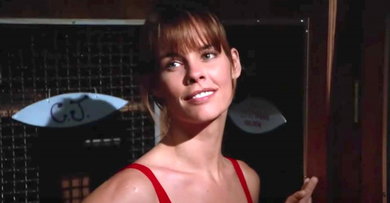 Fans Masih Tidak Bisa Melupakan Nasib 'Baywatch' Stephanie