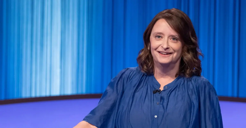 Rachel Ditch tiếp tục'Celebrity Jeopardy!'
