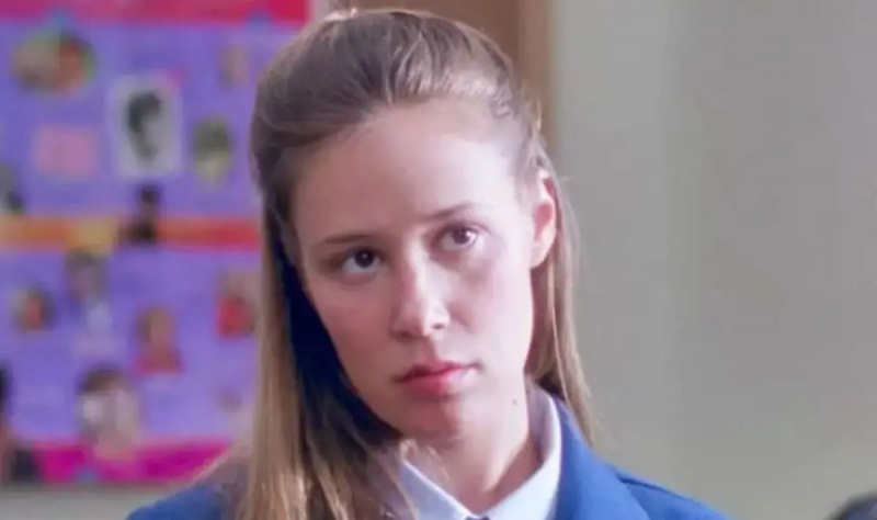 帕丽斯·吉尔摩 (Paris Gilmore) 在奇尔顿 (Chilton) 穿着制服'Gilmore Girls'